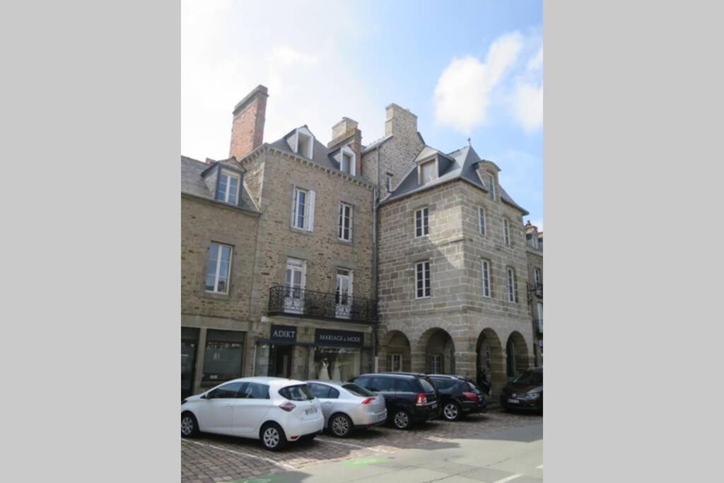 Dinan Chateau - Parking Inclus 외부 사진
